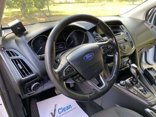 Ford Focus 2015-thumb-13