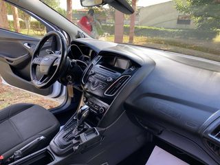 Ford Focus 2015-thumb-21