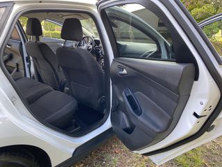 Ford Focus 2015-thumb-30