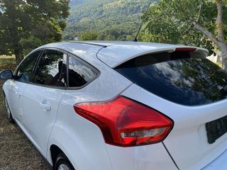 Ford Focus 2015-thumb-5