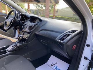 Ford Focus 2015-thumb-11