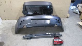 Πίσω τροπέτο (προφυλακτήρας με αισθητήρες, τζαμόπορτα, τραβέρσα, δεξί φανάρι) από BMW σειρά 1 (Ε81-E87) 2004-2007 