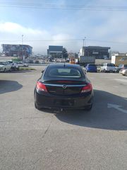 Opel Insignia 2011-thumb-2