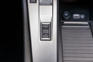 Peugeot 308 2022-thumb-25
