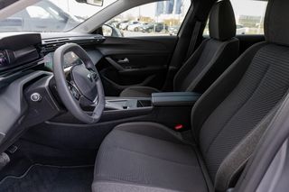 Peugeot 308 2022-thumb-6