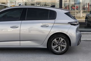 Peugeot 308 2022-thumb-11