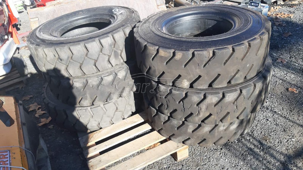 8.25 R 15 MICHELIN