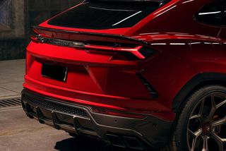 Lamborghini URUS ENGINE BONNET VISIBLE CARBON-thumb-1
