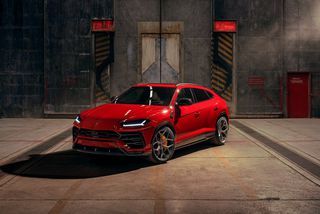 Lamborghini URUS ENGINE BONNET VISIBLE CARBON-thumb-5
