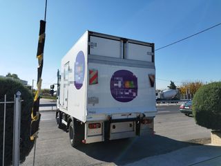 Ψυγείο Volvo 2012 FL 240-thumb-2