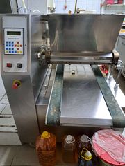 Πώληση μηχανήματος παραγωγής κουλουριών και διαφόρων ειδών αρτοποιείας