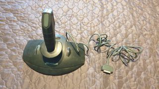 Microsoft joystick SideWinder-thumb-1