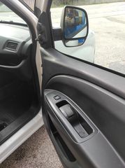 Κλούβα Opel 2018 COMBO-D-thumb-3