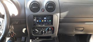 Οθόνη Android  Cherokee  2003