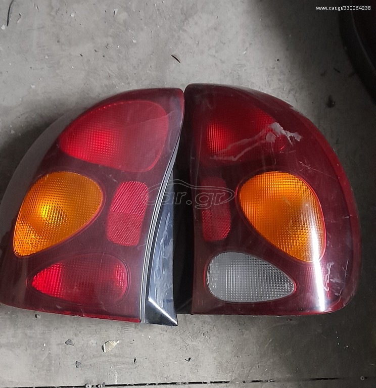 ΦΑΝΑΡΙΑ ΠΙΣΩ daihatsu lanos 