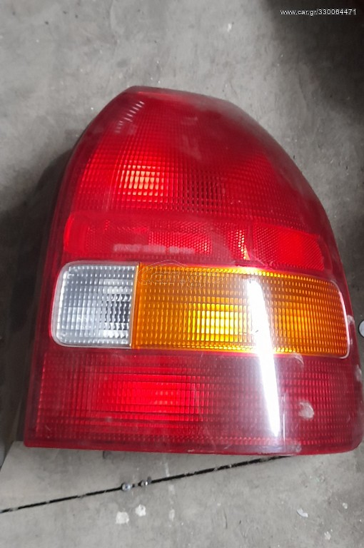 ΦΑΝΑΡΙ ΠΙΣΩ ΔΕΞΙ HONDA CIVIC