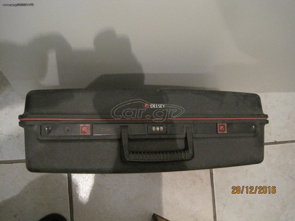 DELSEY BRIEF CASE 40X16