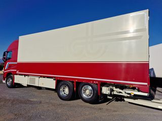 Ψυγείο Συρμού Volvo 2017 FH τιμονι  EURO 6-thumb-5