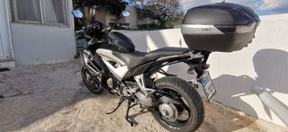 Honda Crossrunner 2012 VFR800X-thumb-17