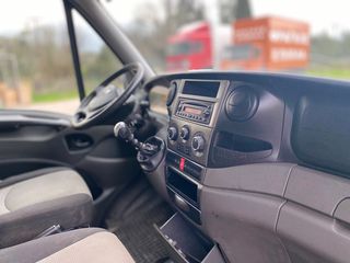 Κλούβα Iveco 2013 35S15-thumb-18