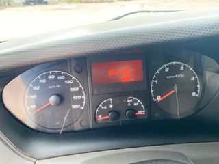 Κλούβα Iveco 2013 35S15-thumb-28