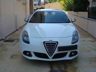 Alfa Romeo Giulietta 2012 1.4  16V Multiair QV