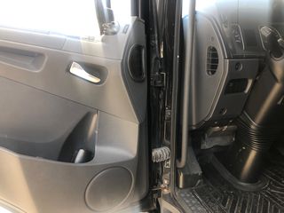 Οχημα Οδικής Βοήθειας Mercedes-Benz 2014 Mercedes-Benz 823 '14-thumb-6