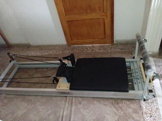 Pilates Reformer-thumb-2