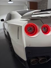 Nissan GT-R 2018 Black Edition White Pearl-thumb-54