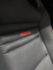 Nissan GT-R 2018 Black Edition White Pearl-thumb-35