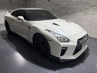 Nissan GT-R 2018 Black Edition White Pearl-thumb-75