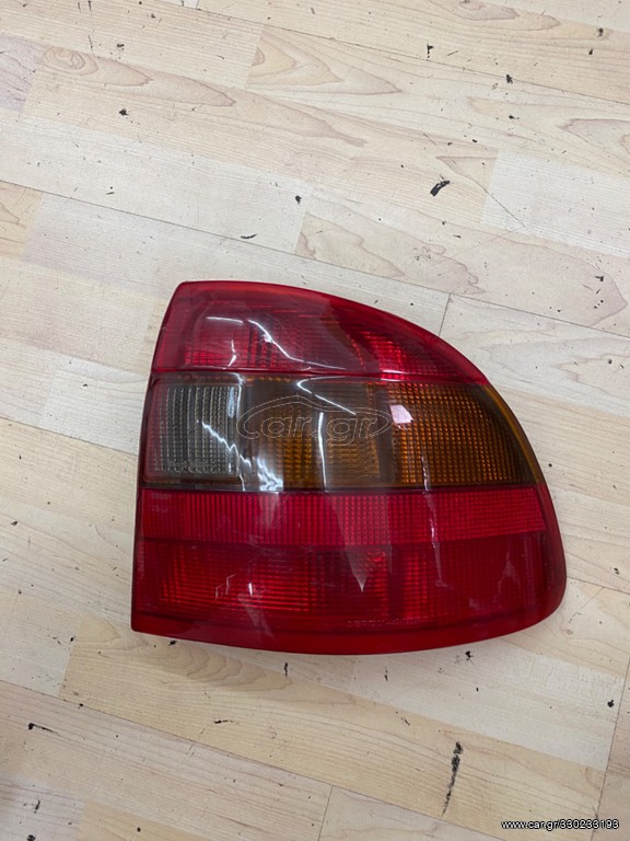 ΦΑΝΑΡΙ ΠΙΣΩ ΔΕΞΙΟ OPEL ASTRA F