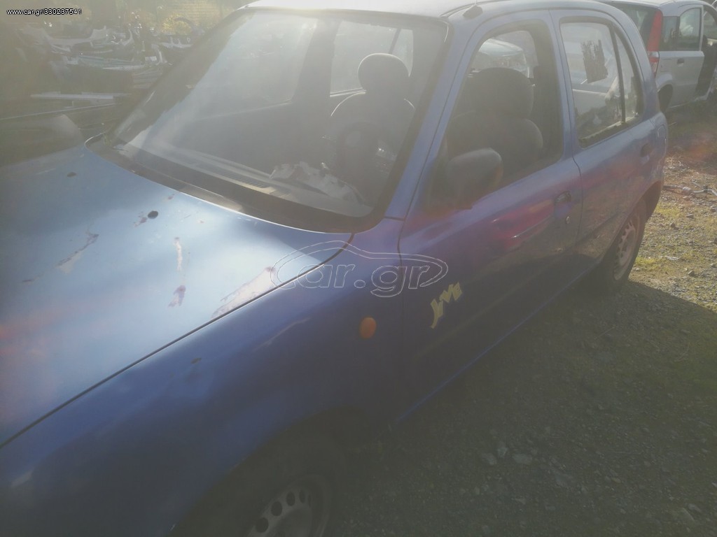 Nissan Micra K11