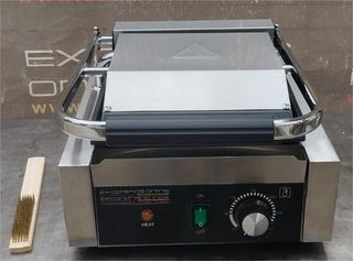 Τοστιέρα Ηλεκτρική Ραβδωτή Μόνη 36x30,5x21Cm - Καινούργια.