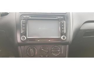 Volkswagen Polo 2016 COMFORTLINE-thumb-13