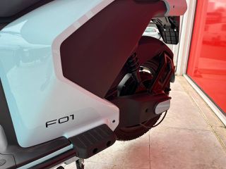 Super Soco 2026 F01 2000W ΔΩΡΟ ΜΠΑΓΚΑΖΙΕΡΑ-thumb-8