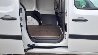 Renault Kangoo 2017-thumb-13