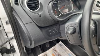 Renault Kangoo 2017-thumb-21