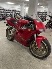 Ducati 748 2001
