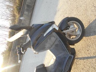 SYM GTS 250 I-thumb-3