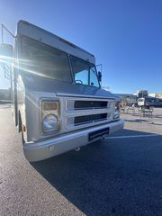 Κλούβα Chevrolet 1986 Food Truck-thumb-5