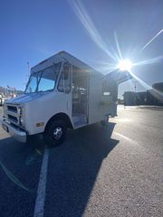 Κλούβα Chevrolet 1986 Food Truck-thumb-9