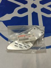 ΠΛΑΚΑ ΜΑΣΠΙΕ ΟΔΗΓΟΥ ΔΕΞΙ YAMAHA YZF-R1 2004-2006'                     5VY-27446-00-00