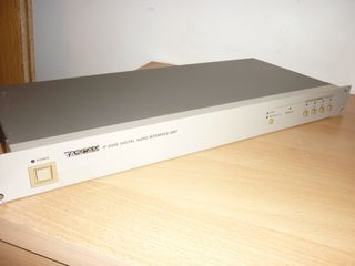 TASCAM DIGITAL INTERFACE 