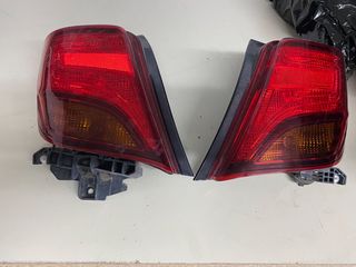 TOYOTA YARIS 2015 ΦΑΝΑΡΙΑ ΠΙΣΩ 