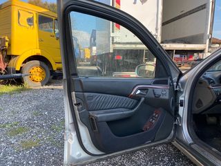 MERCEDES S320-thumb-17