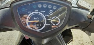 Yamaha Crypton Τ 110 2016-thumb-1