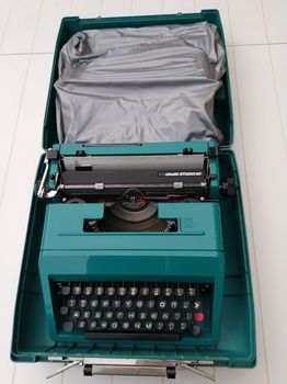 ΓΡΑΦΟΜΗΧΑΝΗ OLIVETTI STUDIO 54