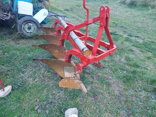 Tractor ploughs - plow '22 Γκλαβανης 4υνο 