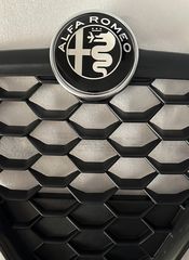 ALFA ROMEO GIULIETTA ΚΑΡΔΙΑ ΜΑΣΚΑΣ B-TECH ΜΑΥΡΟ-ΑΣΠΡΟ ΣΗΜΑ-thumb-1
